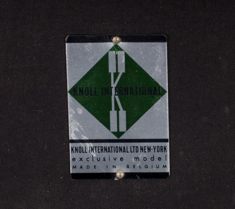 KARMSTOL,  'Executive Side Chair', Eero Saarinen för Knoll International. Made in Belgium.