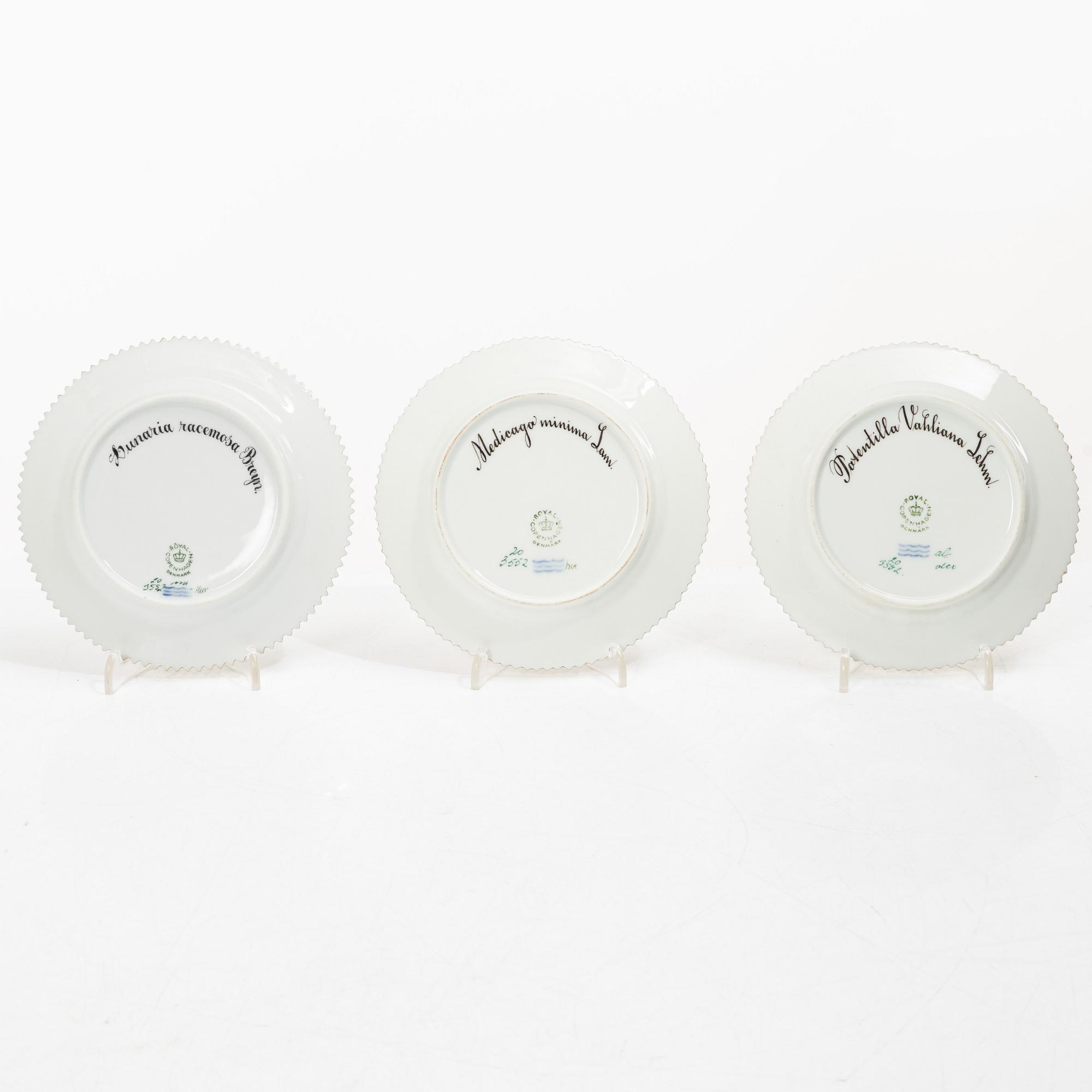 Royal Copenhagen, nine fruit plates, 'Flora Danica', Denmark.