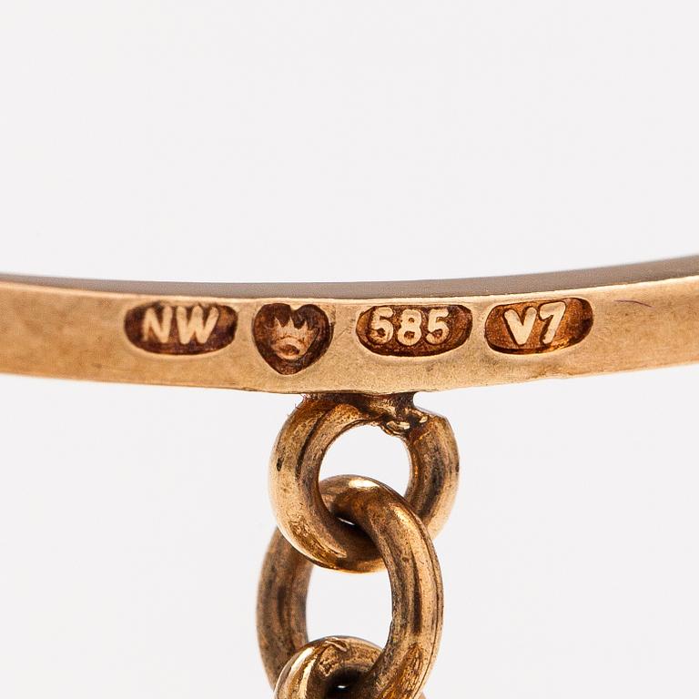 A 14K gold bracelet "Leppäkerttu". Westerback, Helsinki 1974.