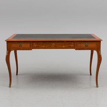 A rococo style writing desk, first half 20th century.