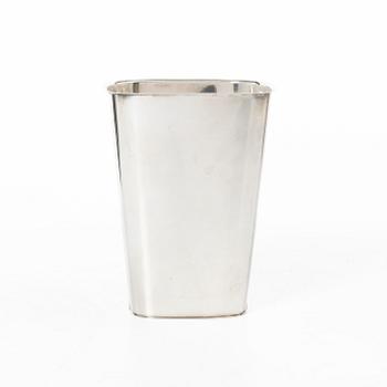 Gustav Janson, vase, silver, C.G. Hallberg, Stockholm 1957.