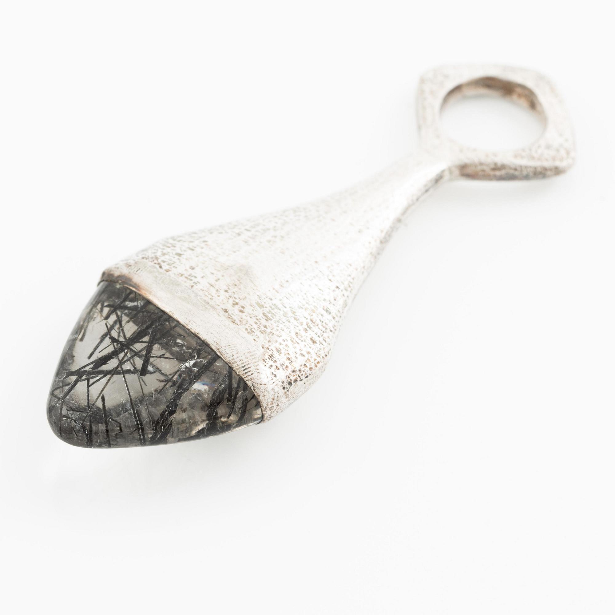 PA Lundahl-Terrs, a pendant in silver with rutilated quartz, Växjö 1966.