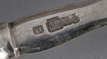 FISKBESTICK, ett par, silver, S:t Petersburg Ryssland 1896. Tot vikt ca 205 gram.