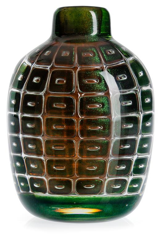 An Edvin Öhrström 'Ariel' glass vase, Orrefors 1953.