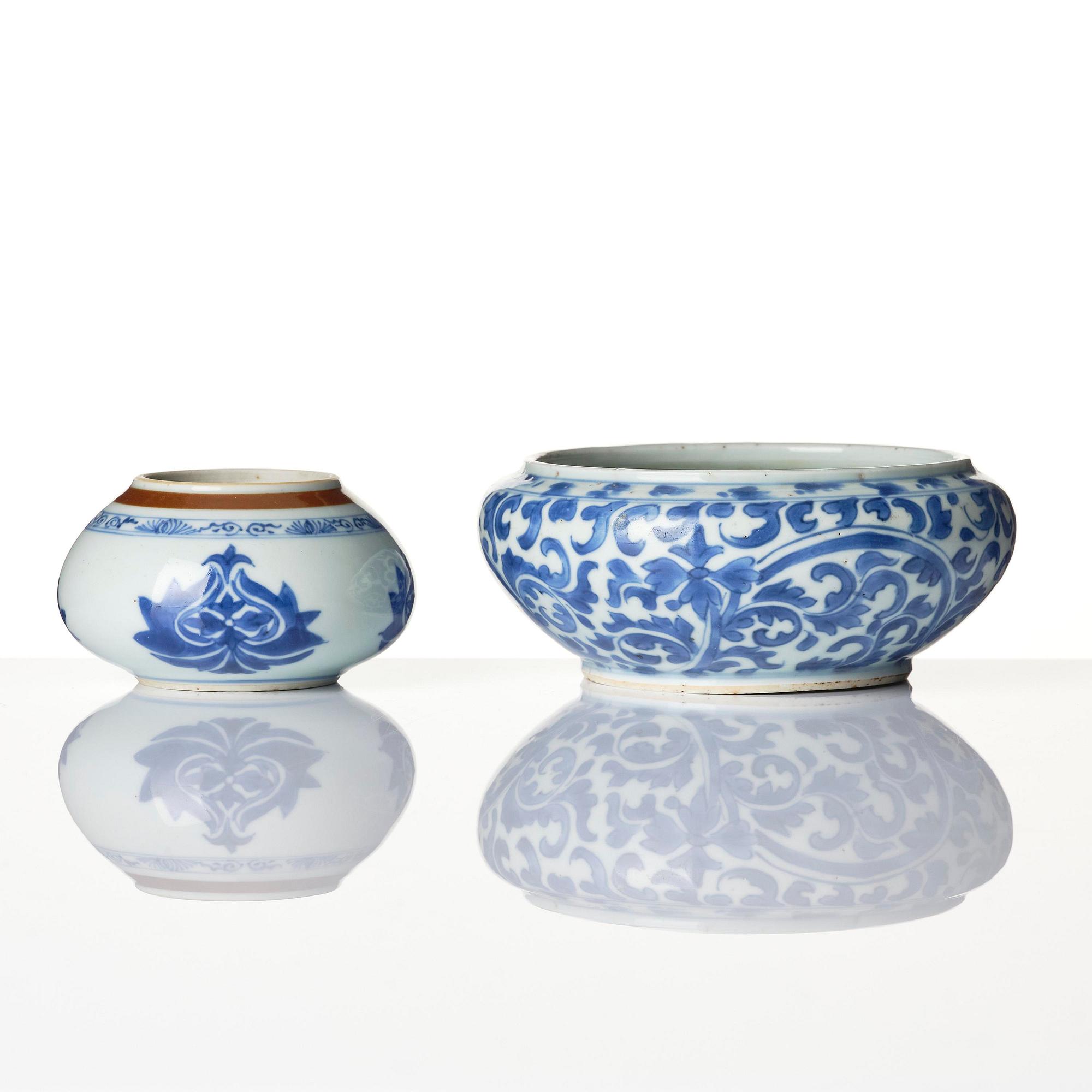 Two blue and white brush washers, Qing dynasty, Kangxi (1662-1722).