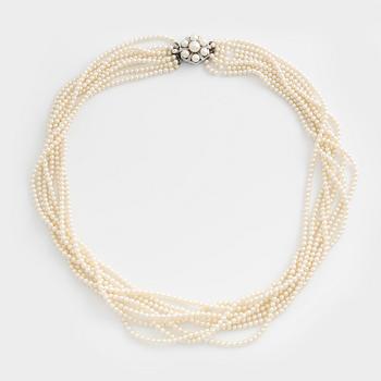 Mikimoto, cultured pearl necklace.