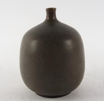 VAS, stengods, Åke Holm, Höganäs, sign P9.