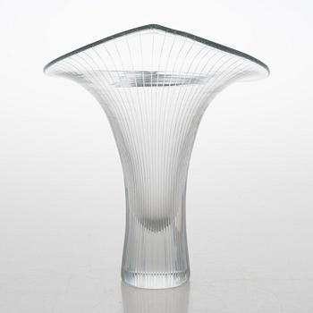 Tapio Wirkkala, A 'Kantarelli' glass vase, signed Tapio Wirkkala Iittala.