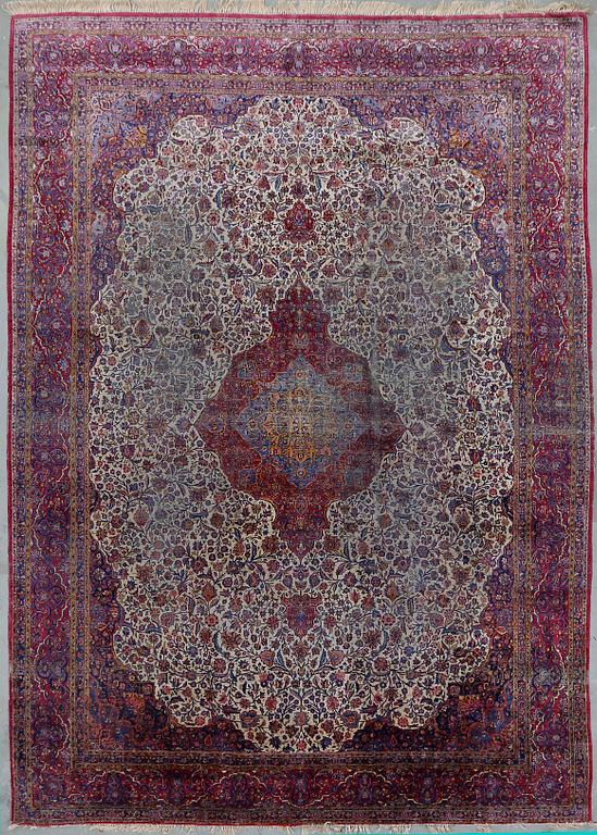 MATTA, semiantik silke Keshan, ca 392x279 cm.