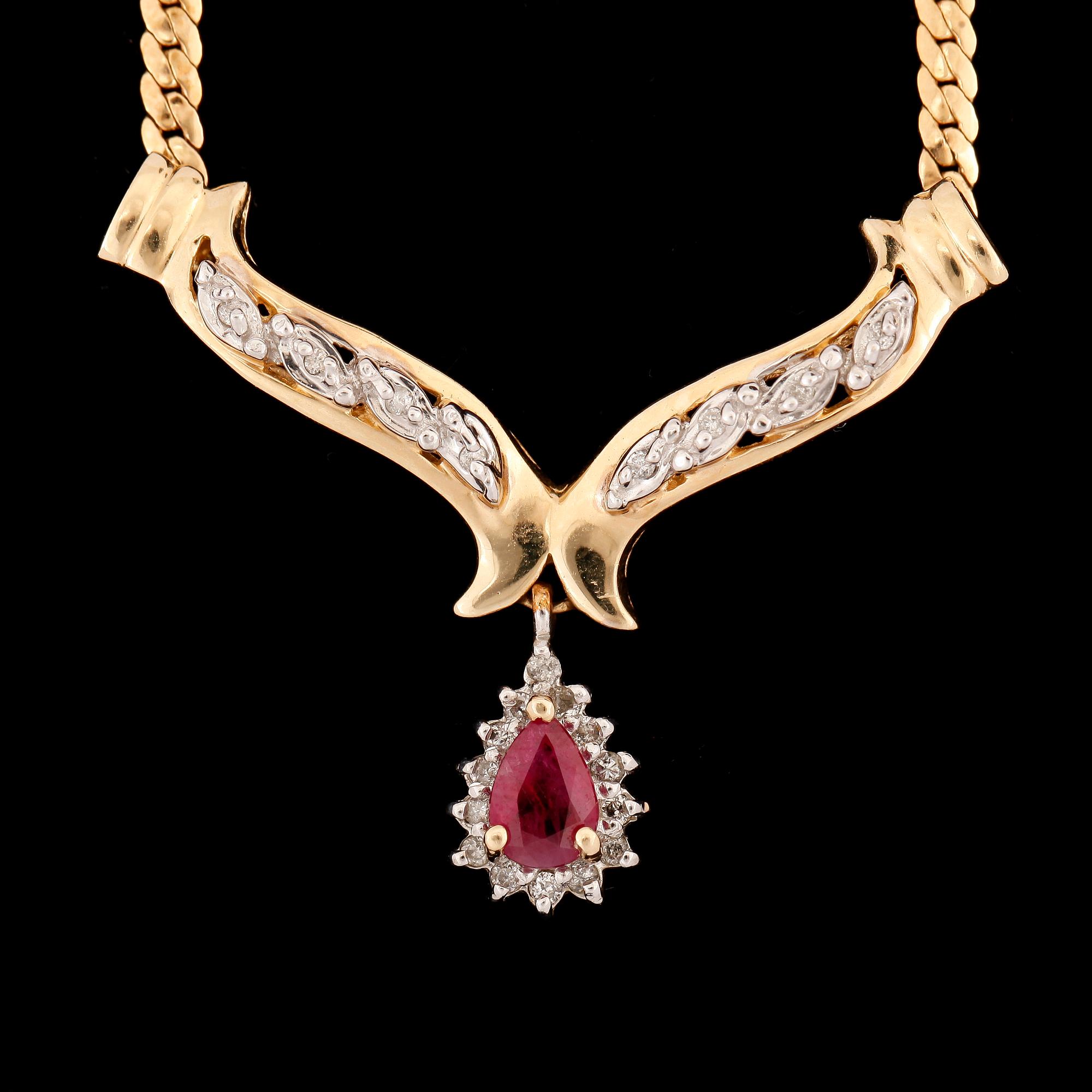 COLLIER, 14k guld med rubin och små diamanter. Vikt ca 6g.