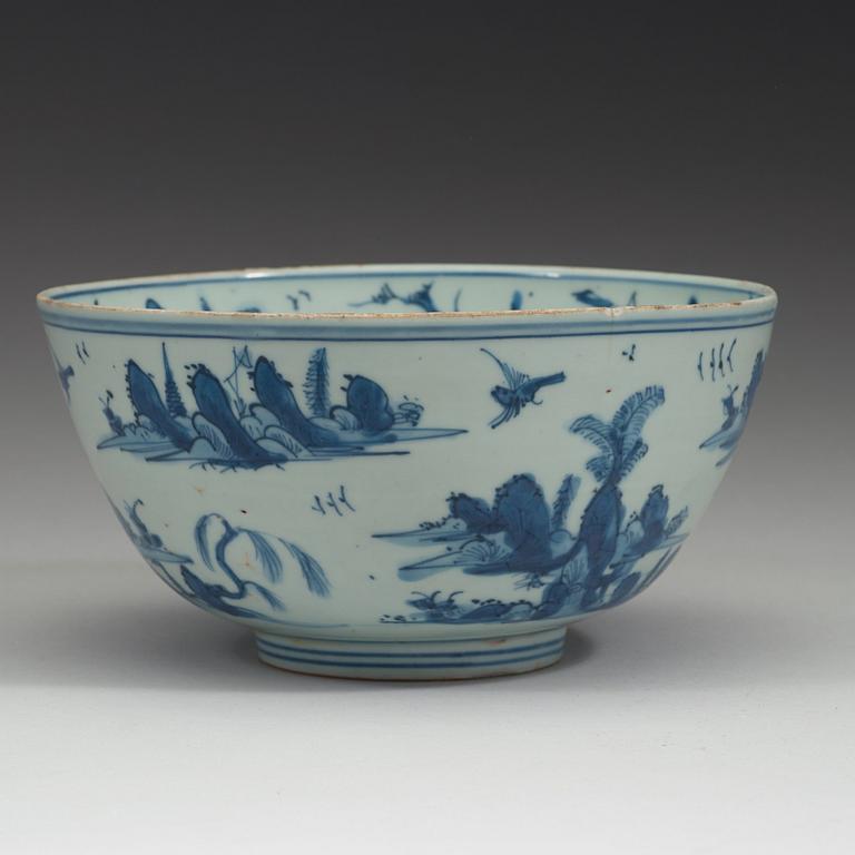 A blue and white bowl, Ming dynasty (1368-1644).