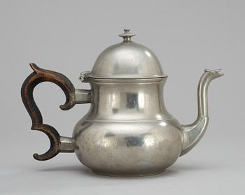 A Swedish pewter jug. Makers mark by Johan B Sundberg, Göteborg (1781-1812).