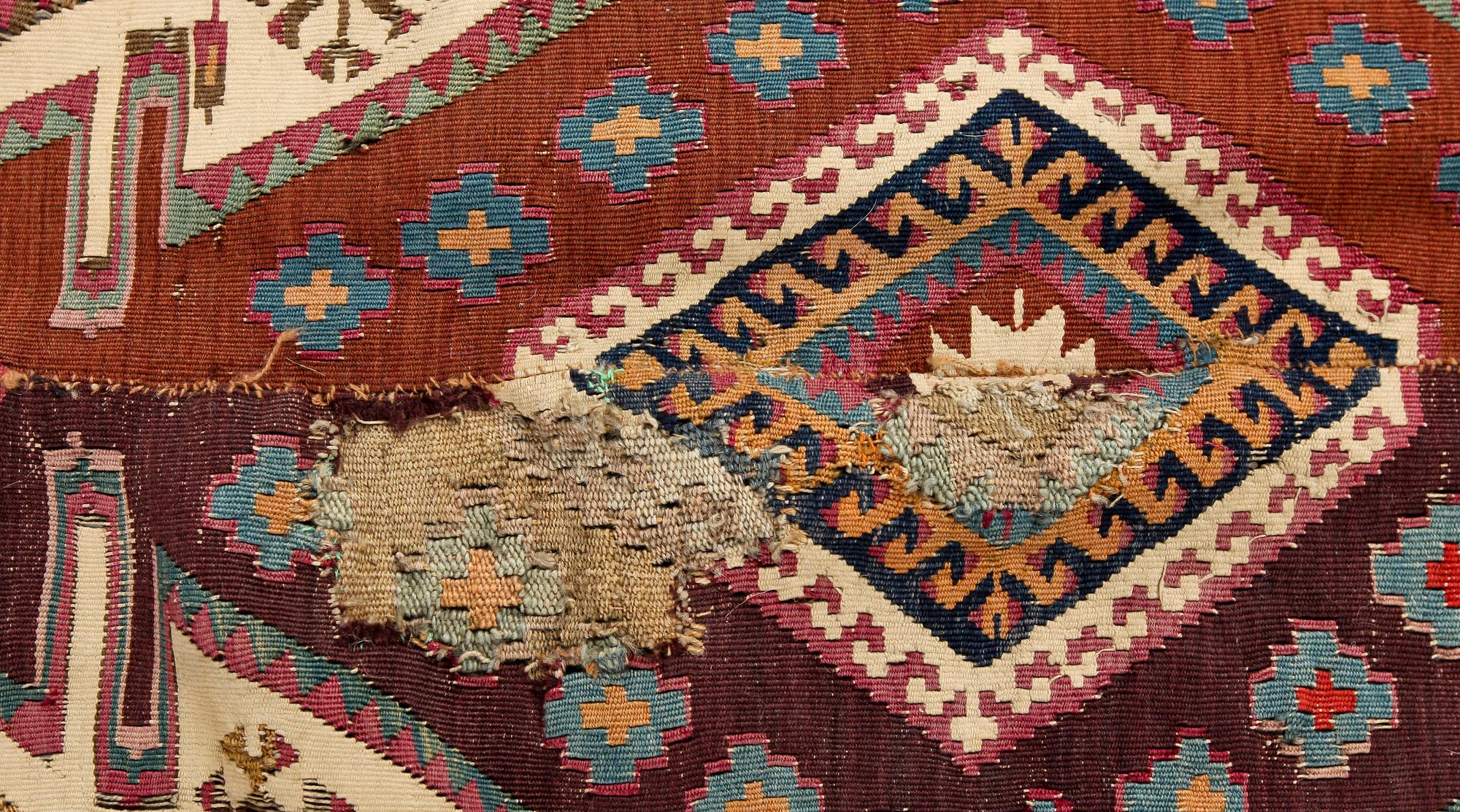 MATTA, Kaukasisk Kelim, antik. 357 x 157 cm.