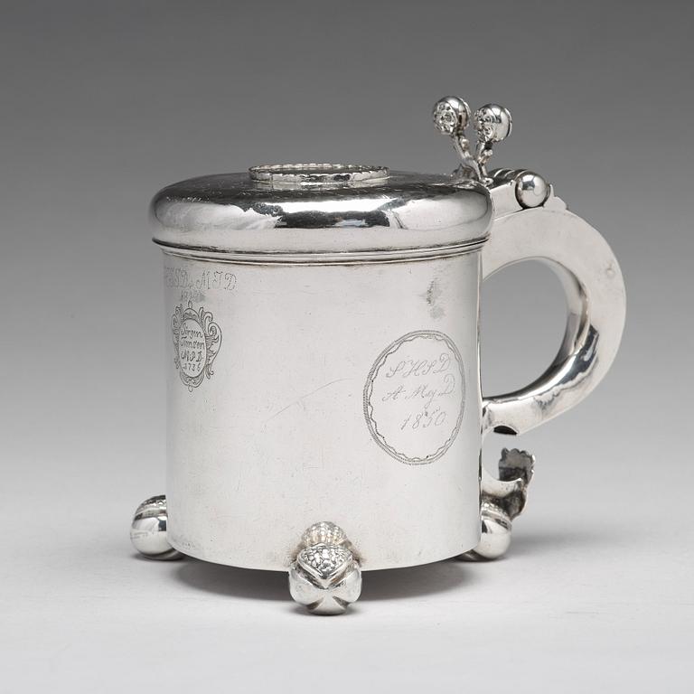 Niels Gertsen Thorbrügger, dryckeskanna, silver, Kolding (verksam 1710-1762).