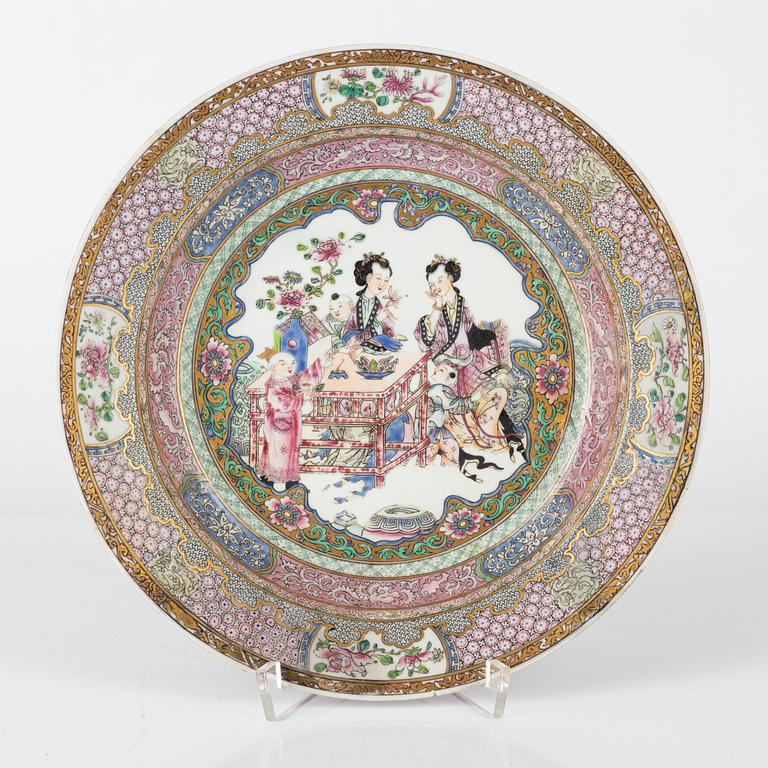 A famille rose thin porcelain plate, possibly Samson.