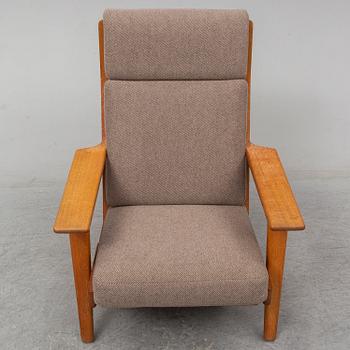HANS J WEGNER, an oak 'GE-290' easy chair from Getama, Denmark.