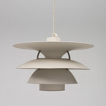 Poul Henningsen, taklampa, "Charlottenborg PH 5-4,5", Louis Poulsen, Danmark.