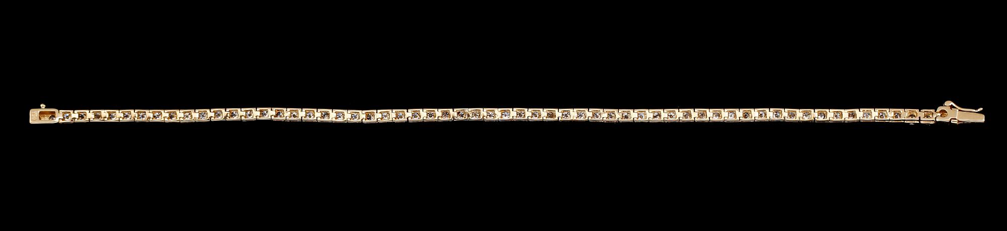 ARMBAND, 18 k gult guld, briljantslipade diamanter tot 2.15 ct.