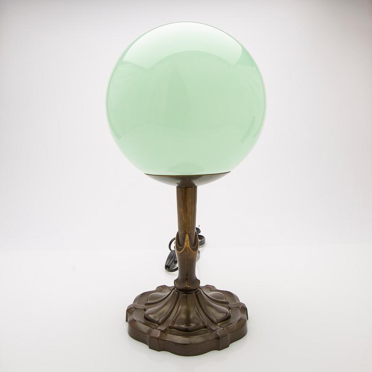 Table lamp, first half of the 20th century.