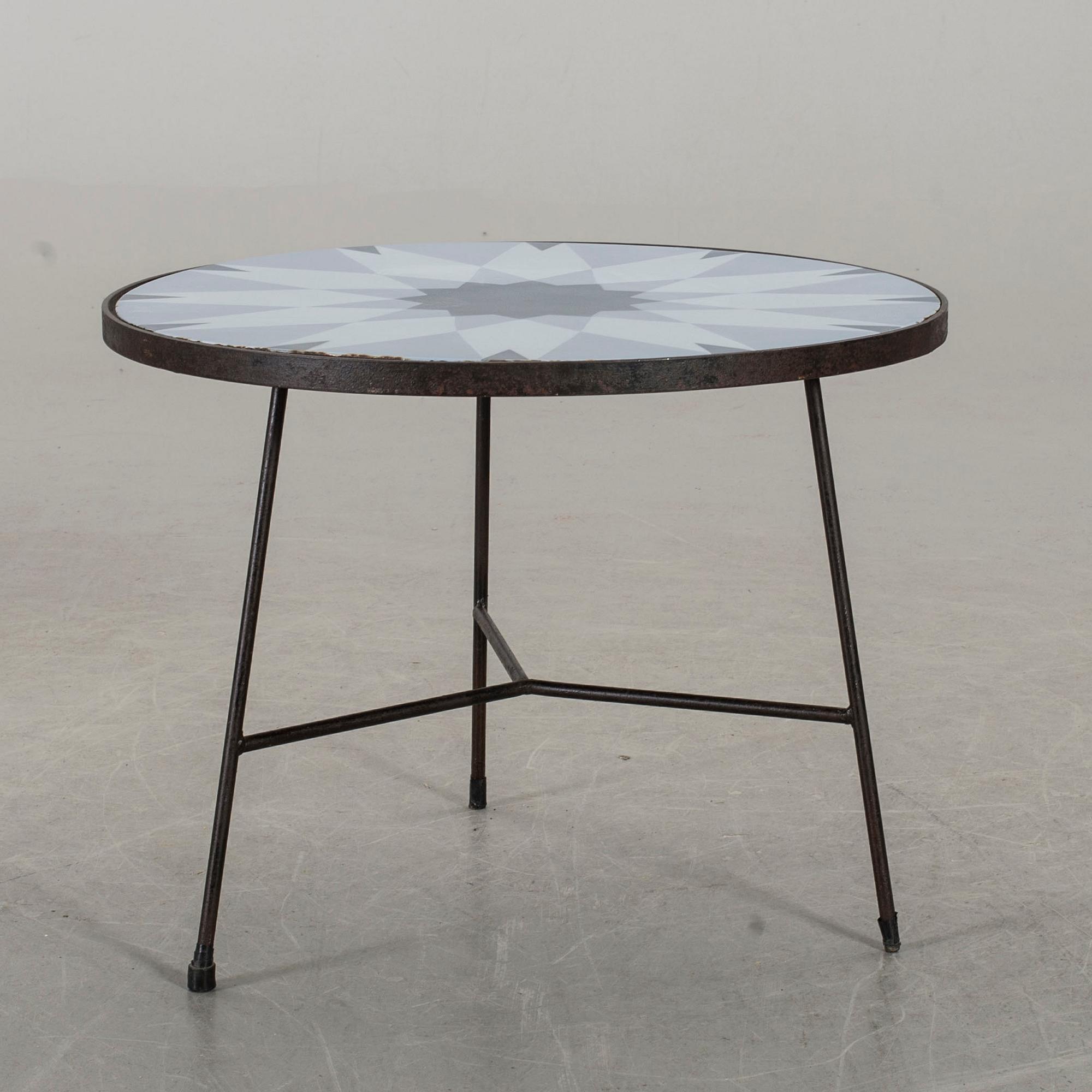 KERSTIN HÖRLIN-HOLMQUIST,table "Triva-sertien" Nordiska Kompaniet 1950's.