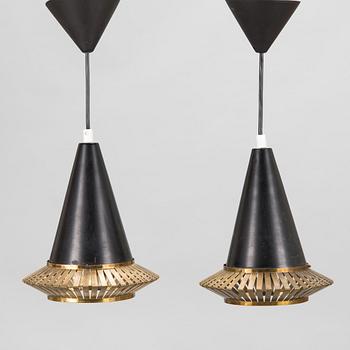 Maria Lindeman, a pair of 'K2-1' pendant ceiling lights for Idman.