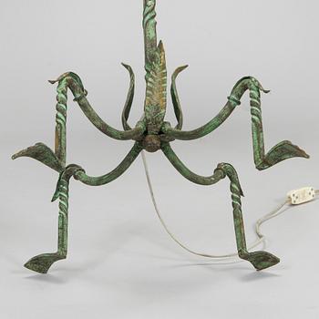 Lattiavalaisin, malli 811, Taidetakomo Hakkarainen, 1930-luku.