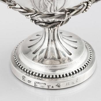 A Swedish Gustavian 18th century silver sugar bowl with lid, mark of Johan Fagerberg, Karlskrona 1788.