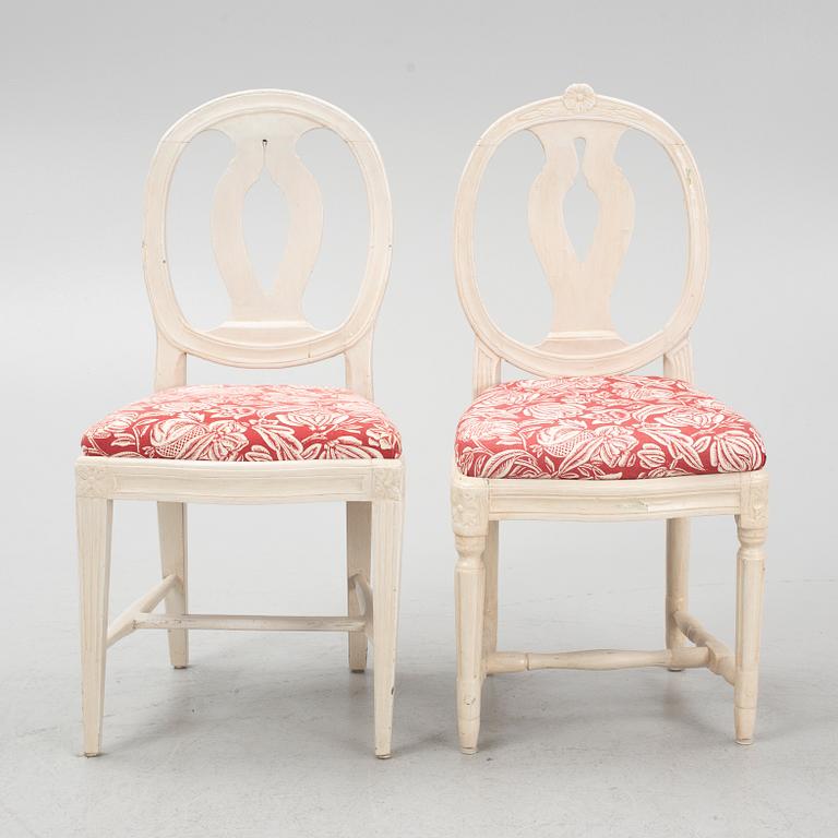 Four Gustavian chairs and a pair of similar Gustavian chairs, Sweden, early 19th century.