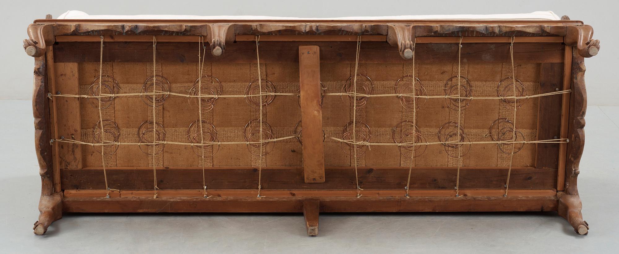 TRÅGSOFFA. Rokokostil. 1800/1900-tal.