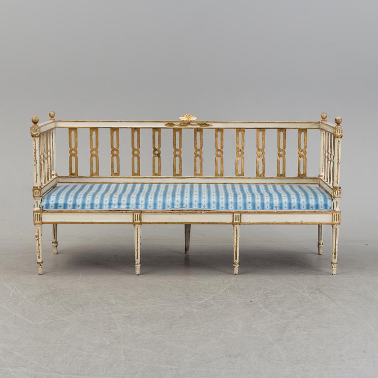 A late Gustavian sofa, early 19th century.
