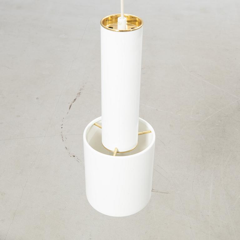 Alvar Aalto, taklampa A110 "Handgranat", Artek Finland.