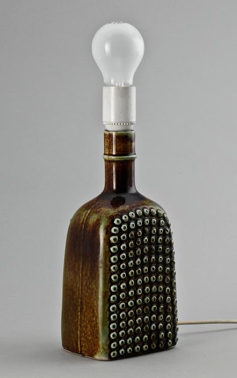 BORDSLAMPA, keramik. Stig Lindberg, Gustavsberg. Sign.