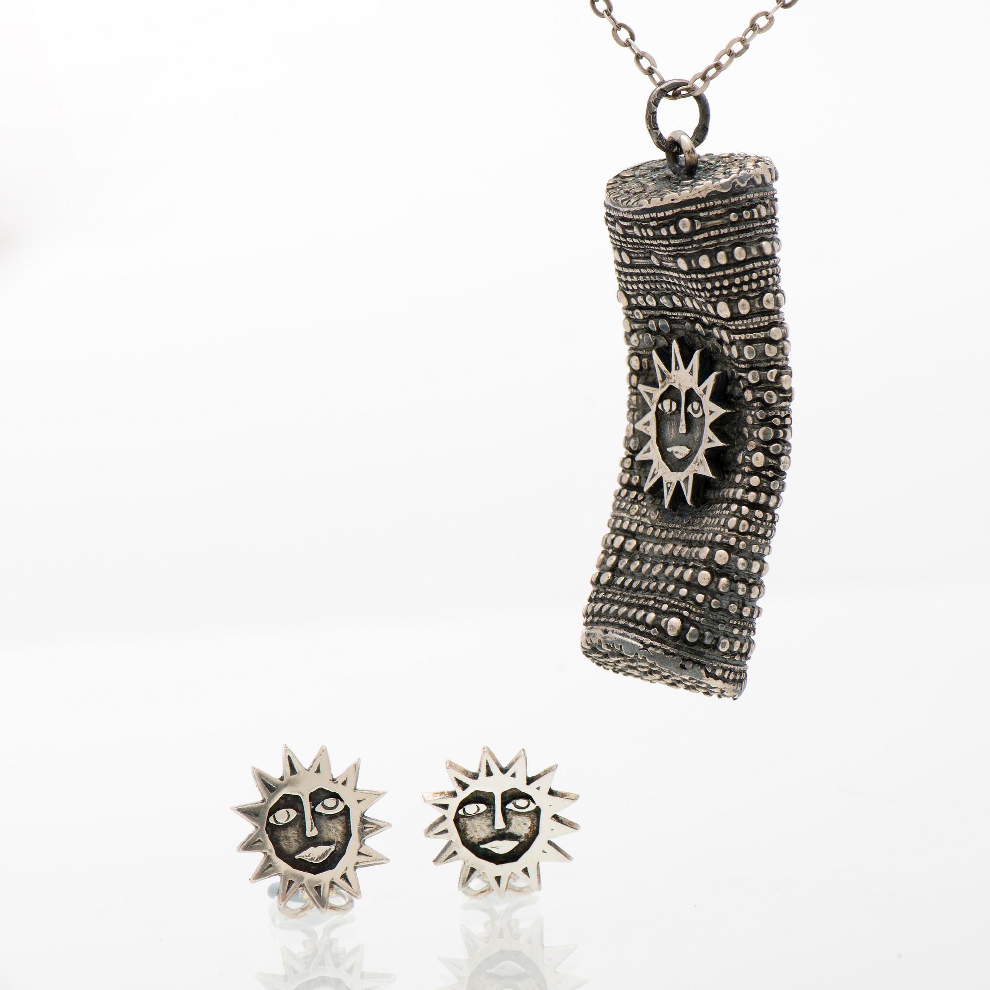 JORMA LAINE, RIIPUS ja KORVAKORUT, hopeaa. Kultateollisuus, Turku 1970-73.