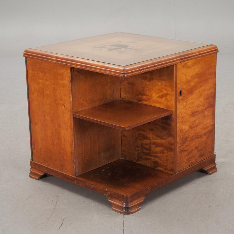 RÖKBORD, 1900-talets första hälft.