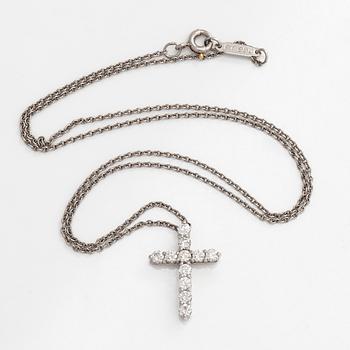 Tiffany & Co, halsband, kors, platina och briljantslipade diamanter.