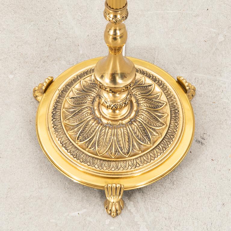 Golvlampa 1900-talets mitt.