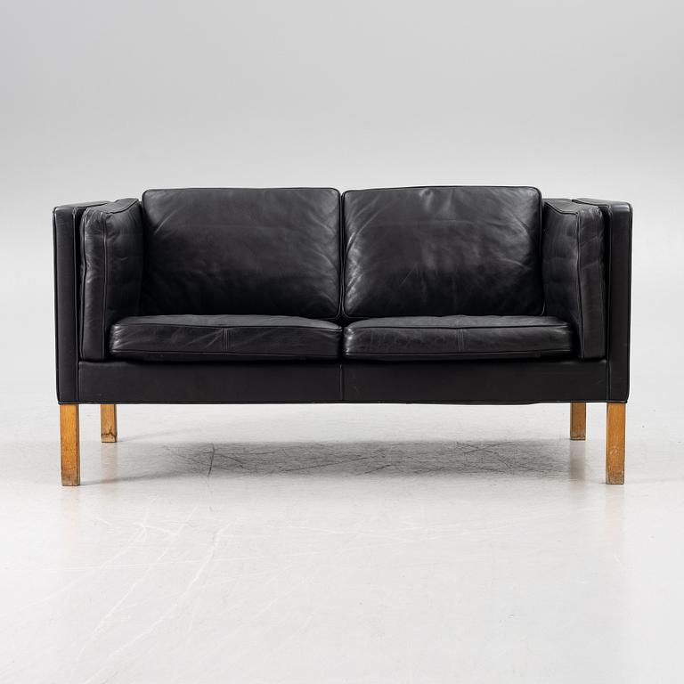 Børge Mogensen, sofa, model 2332-88, Fredericia Furniture, Denmark.