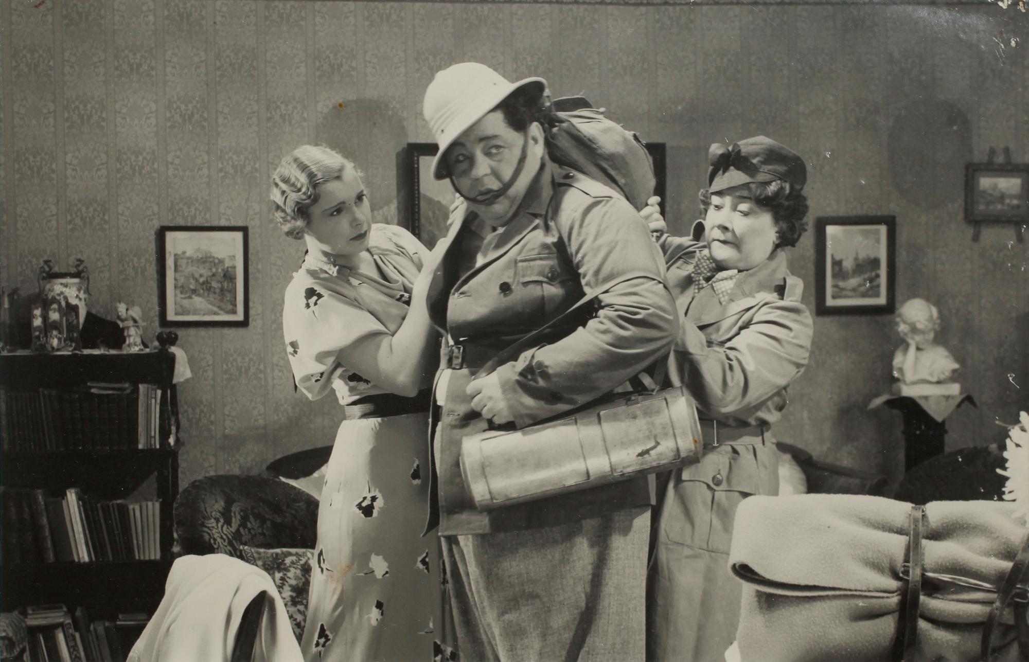 FOTOGRAFIER, 5 st, bl a Edvard Persson, 1900-talets första hälft.