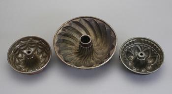 FORMAR, 3 st, koppar, s k aladåbformar. 1800-tal till omkring 1900.