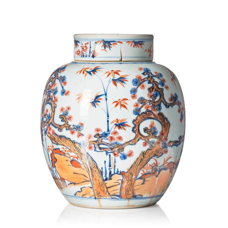 An imari jar with cover, Qing dynasty, early 18th Century.