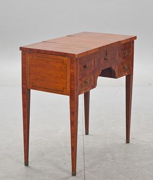 POUDREUSE, Louis XVI-stil.