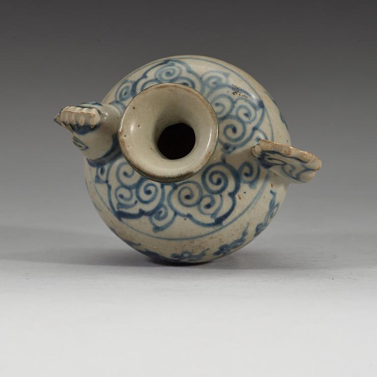 CHICKENPOT, porslin. Mingdynastin (1368-1644).
