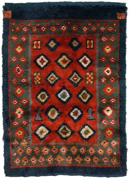 A Finnish long pile ryarug 'Jämsä' model for the Friends of Finnish Handicraft.