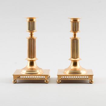 LJUSSTAKAR, 1 par, mässing, Skultuna, No 108, 1900-talets första hälft.