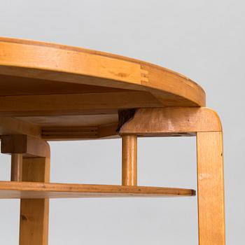 Alvar Aalto, a 1940s 'A72' table O.Y. Huonekalu- ja Rakennustyötehdas A.B.