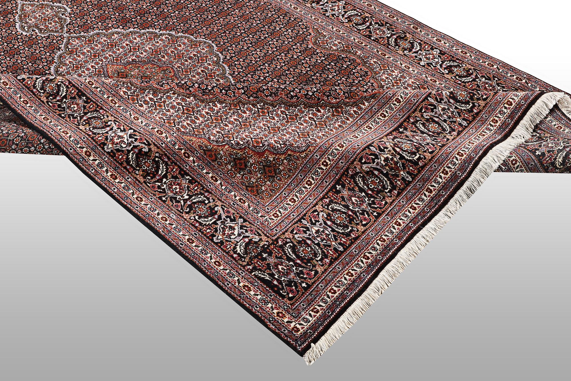 Matta, Täbriz, part silk, 60 Raj, ca 322 x 200 cm.