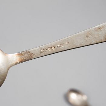 KAFFESKEDAR, 12 st, silver, "Rosenholm", Jacob Ängman, GAB, omkring 1900-talets mitt. Vikt 140 gram.