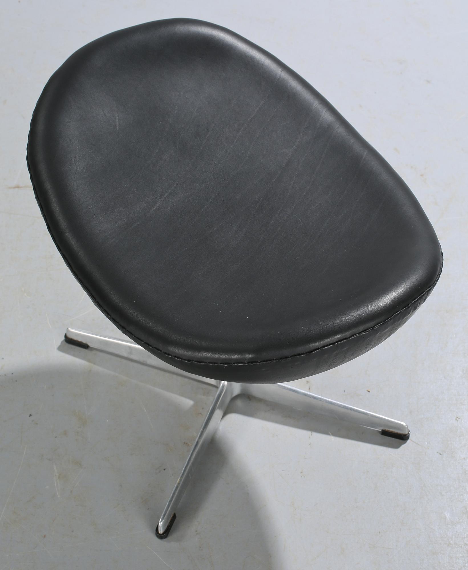 FOTPALL, till Ägget, Arne Jacobsen, 1900-talets andra hälft.