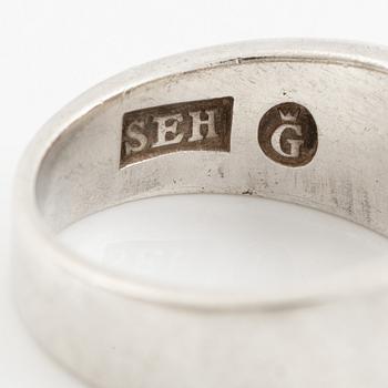 Sven-Erik Högberg, ring, sterling silver with faceted peridot, Gothenburg 1983.