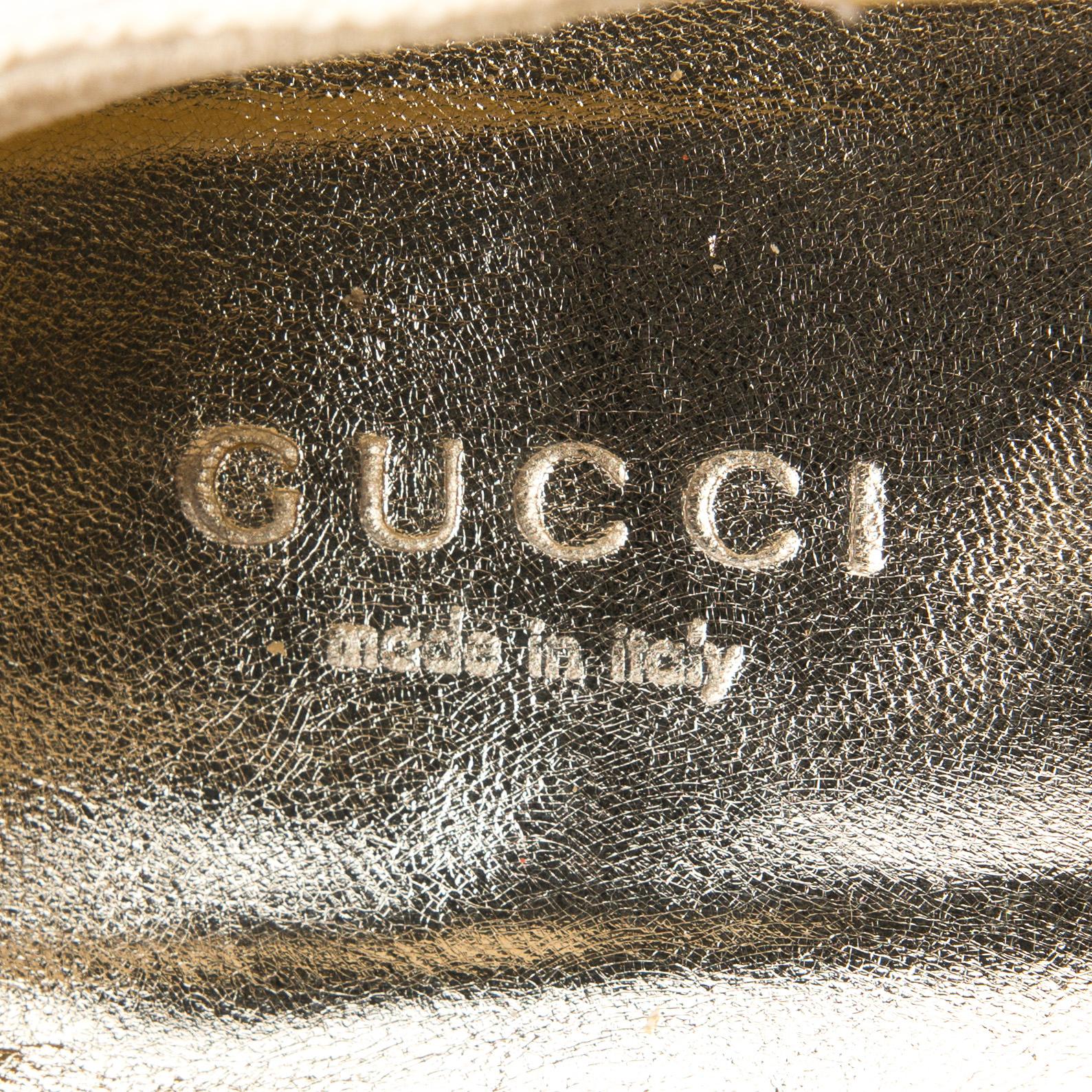 SKOR, Gucci.